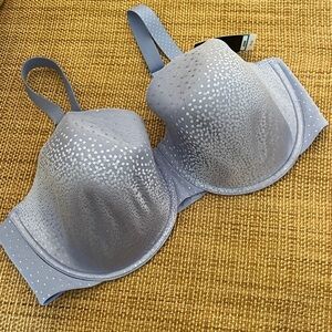 Wacoal Lightly Padded Bra Size 42DDD NWT
